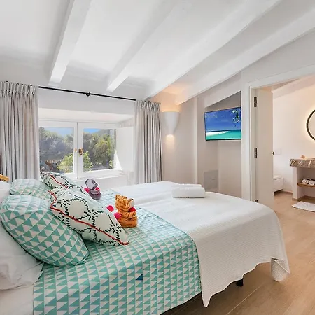 Antigua Villa